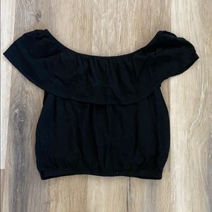 Off the Shoulder Ruffle Crop Top